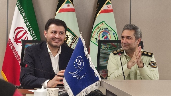 امضای تفاهم نامه همکاری پلیس فتا تهران و انجمن مدیریت کسب و کار ایران