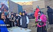 صعود کوهنوردان بسیجی به قله برف انبار قم