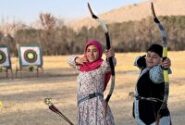 کسب نشان طلا دانش‌آموز خوانساری در مسابقات کشوری تیر و کمان