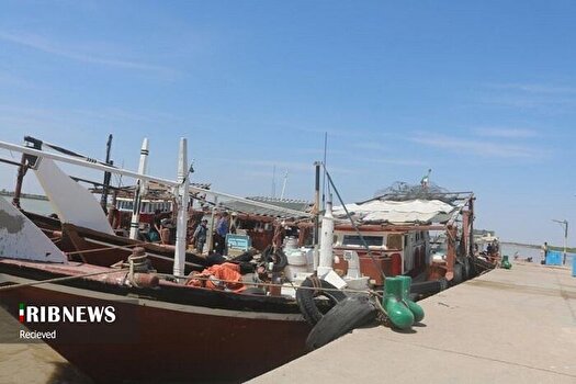 توقیف دو شناور صیادی غیرمجاز با ۶۰۰ کیلوگرم آبزیان دریایی