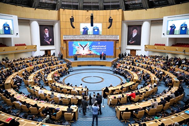 پزشکیان: دشمن نمیتواند یک ملت مصمموایستاده را تسلیمکند