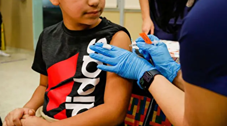 احتمال بازنگری دولت آمریکا در برنامه واکسیناسیون کودکان