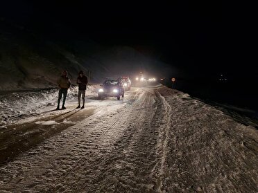 آغاز بارش برف در جاده کرج کندوان