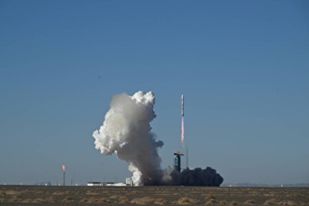 آزمایش موشک چندبار مصرف چین