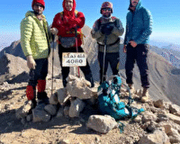 صعود کوهنوردان چهارمحال و بختیاری به قلل کوه دنا