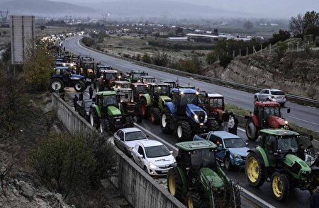 گسترش اعتراضات سراسری کشاورزان و دامداران یونان