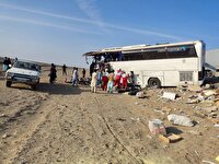 ۶ کشته و زخمی براثر برخورد کامیون و اتوبوس