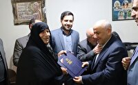 قدردانی استاندار مازندران از مادر دو شهید