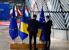 تشدید اختلاف در اتحادیه اروپا بر سر دادن وام بیش‌تر به اوکراین