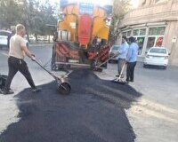 تداوم عملیات مرمت و لکه‌گیری معابر در منطقه یک